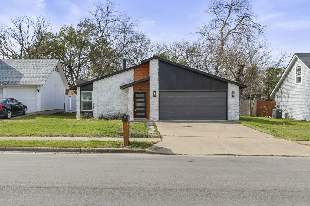 1405 Sahara Avenue, Austin