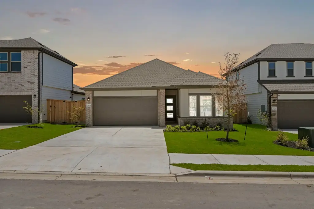 25533 Flora Bella Lane, Elgin