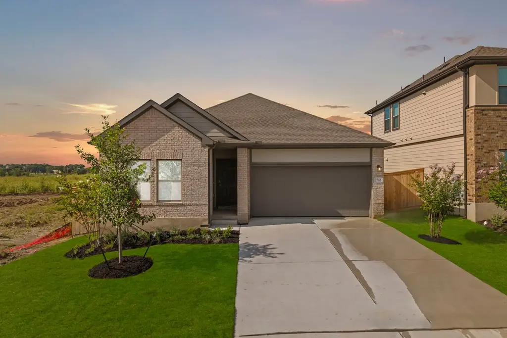 25536 Flora Bella Lane, Elgin