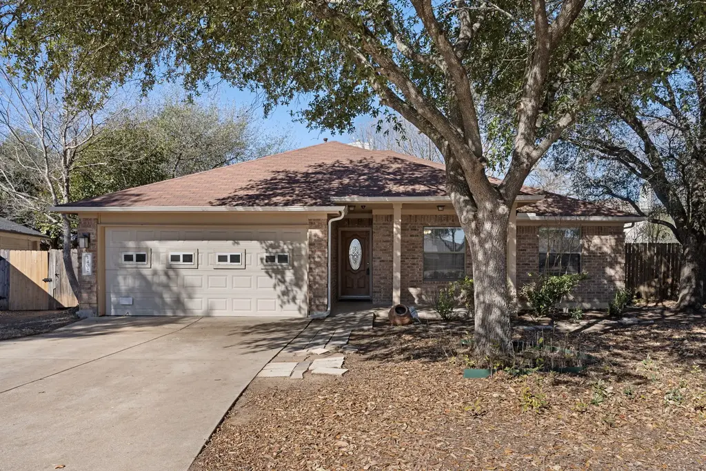 1402 Quicksilver Circle, Round Rock