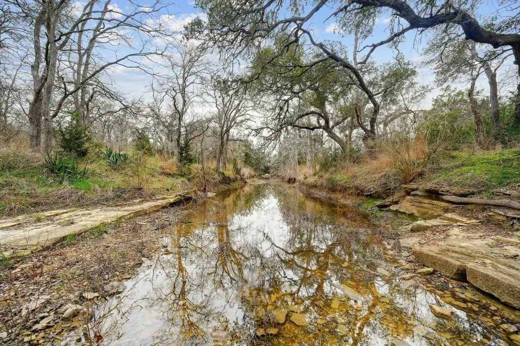 2147 Tejas Trail, Blanco