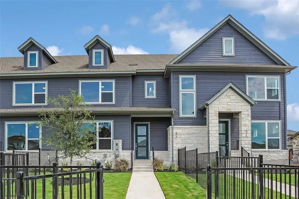 519 Emory Crossing Boulevard, Hutto