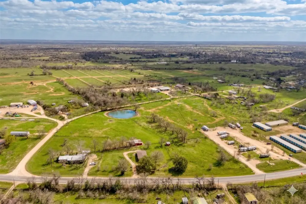 430 N Fm 487, Rockdale