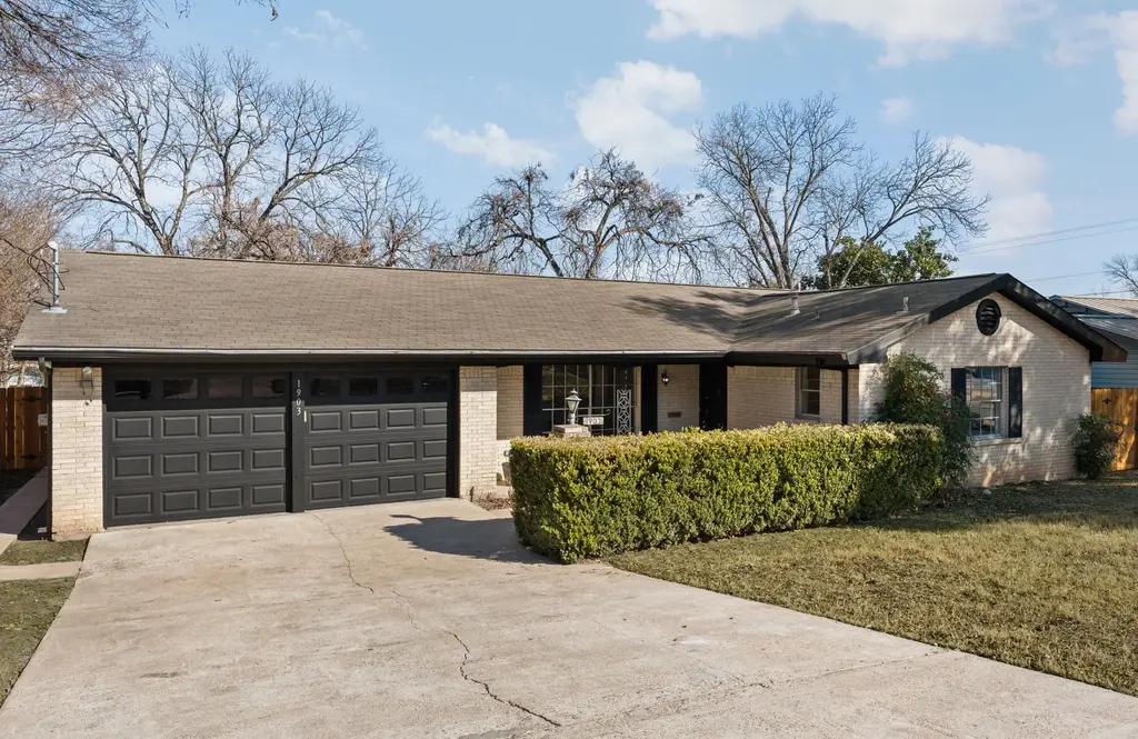 1903 Maple Avenue, Austin