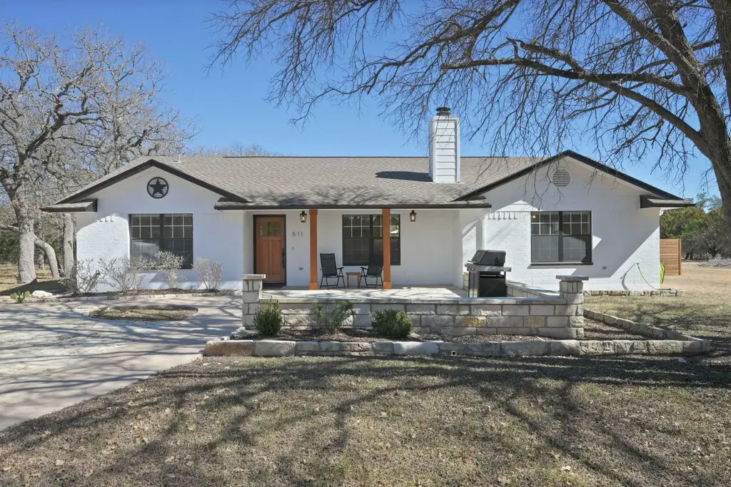 511 Blessing Ranch Road, Liberty Hill