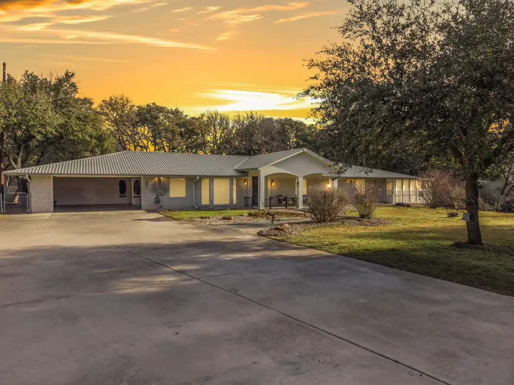 888 Shanklin Road, Belton
