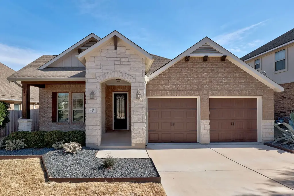 228 Sangiovese Street, Leander
