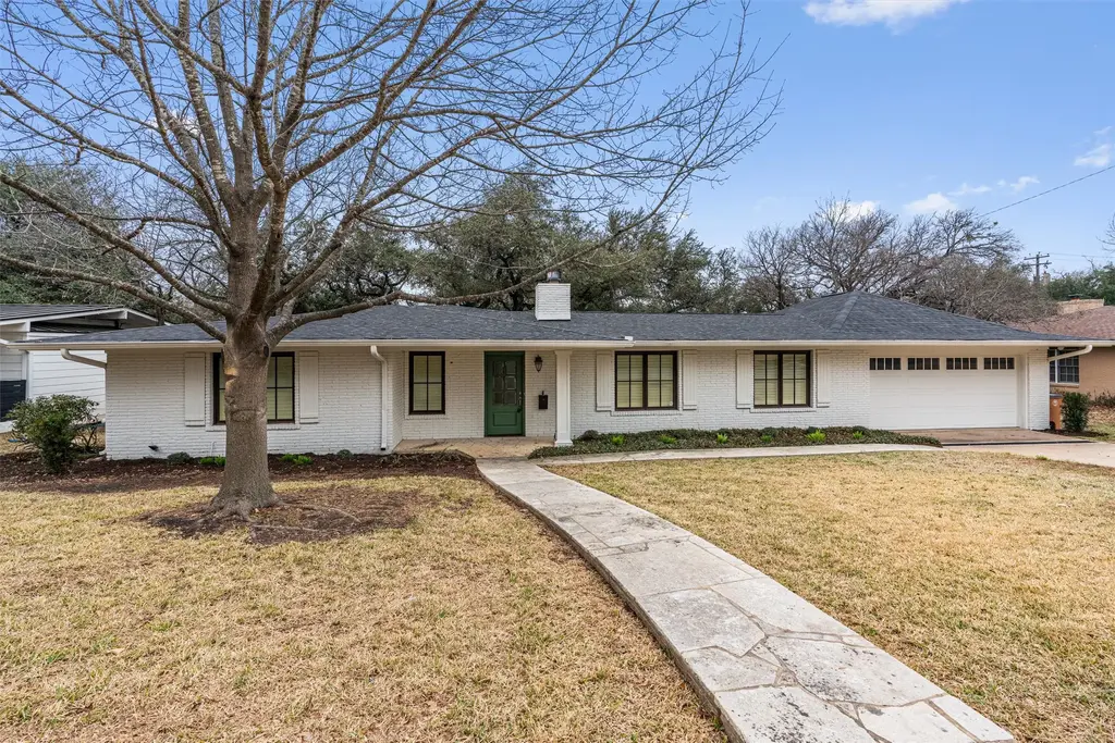 2711 Mountain Laurel Drive, Austin