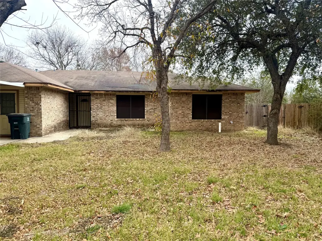 25 Salado Drive, New Braunfels