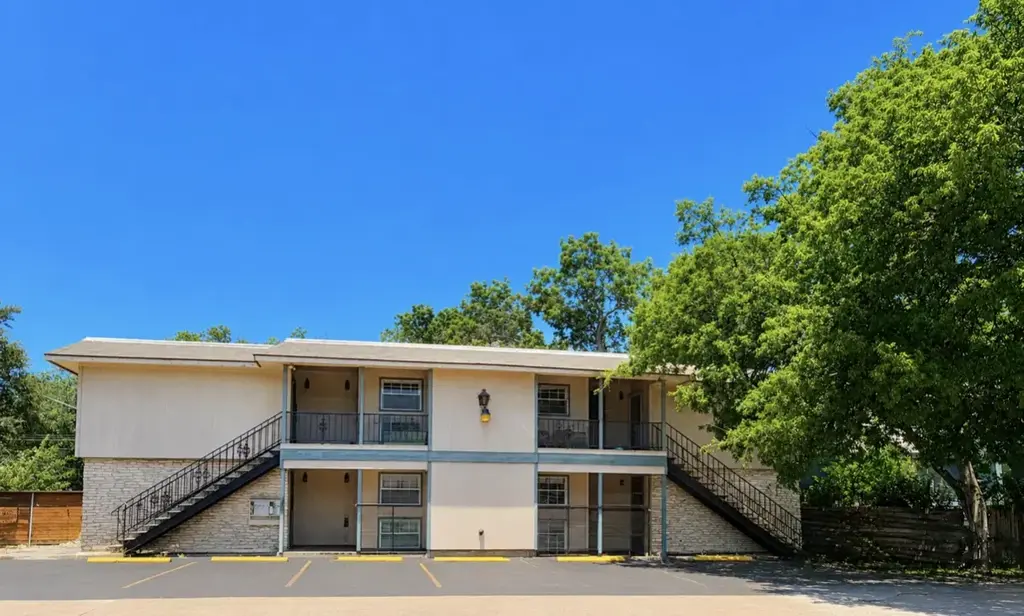 312 E 43rd Street 201, Austin