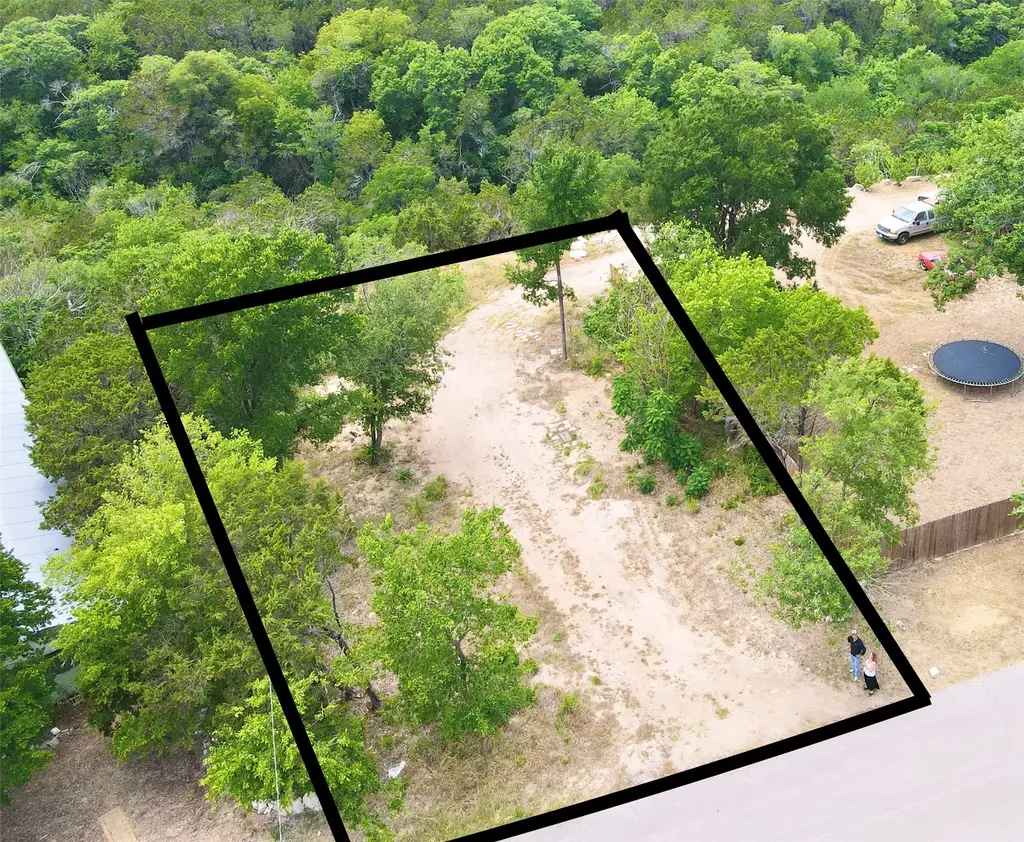 11524 Crumley Creek Road, Jonestown