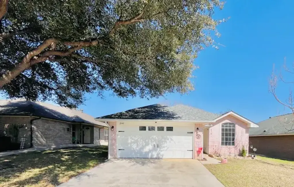 2149 W Keystone Drive, New Braunfels