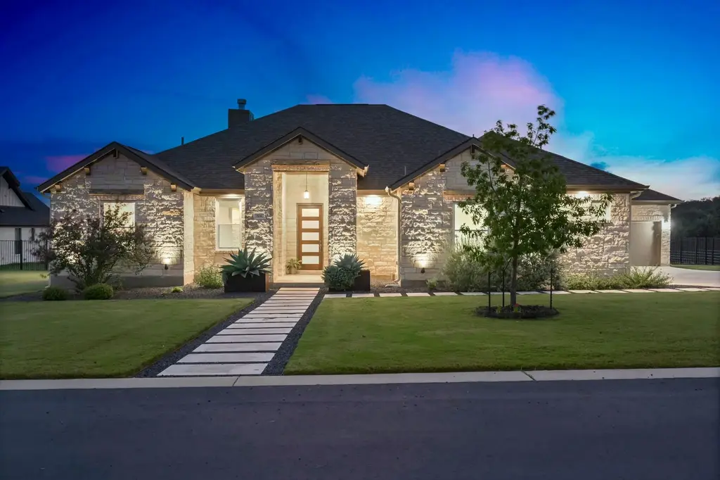 104 Huerta Road, Georgetown