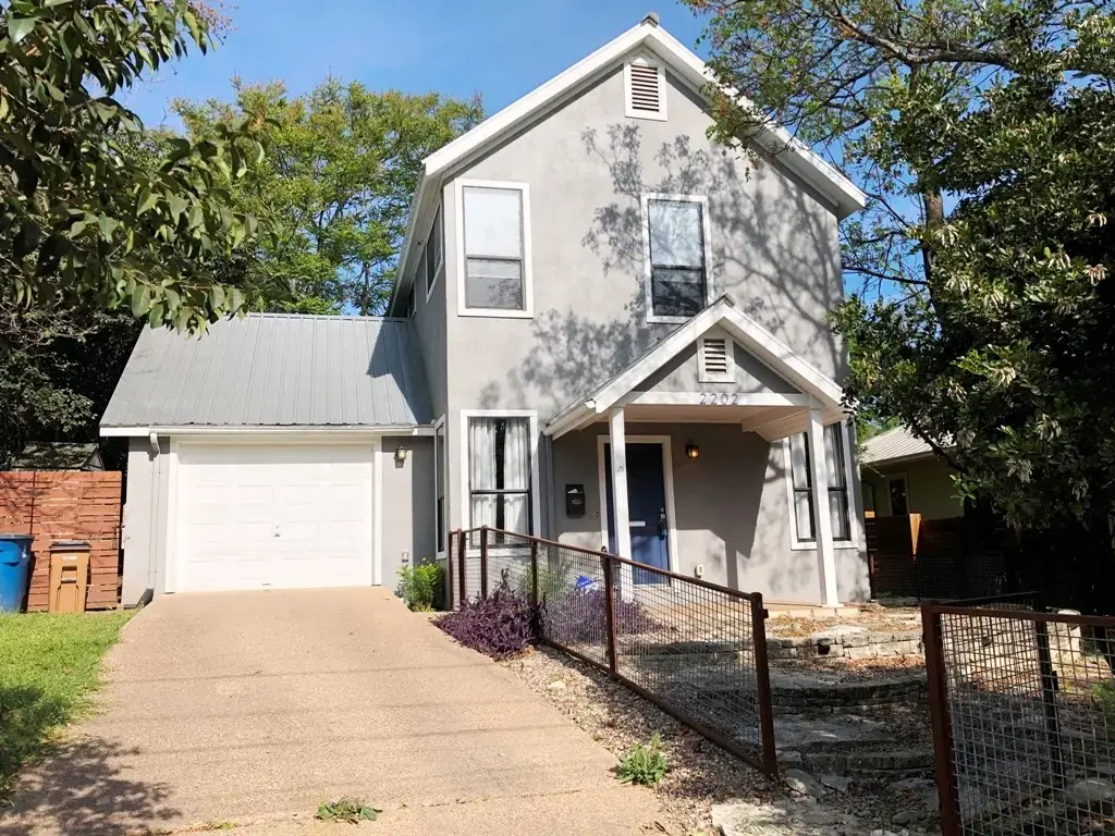 2202 East Side Drive, Austin