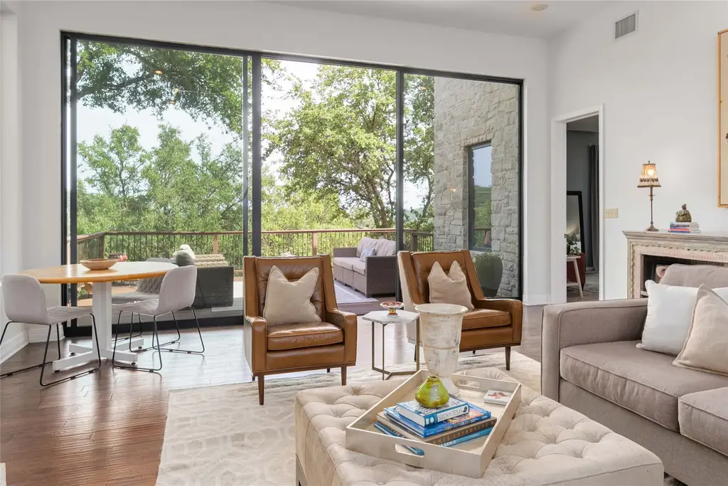 2102 Paisano Road, Austin