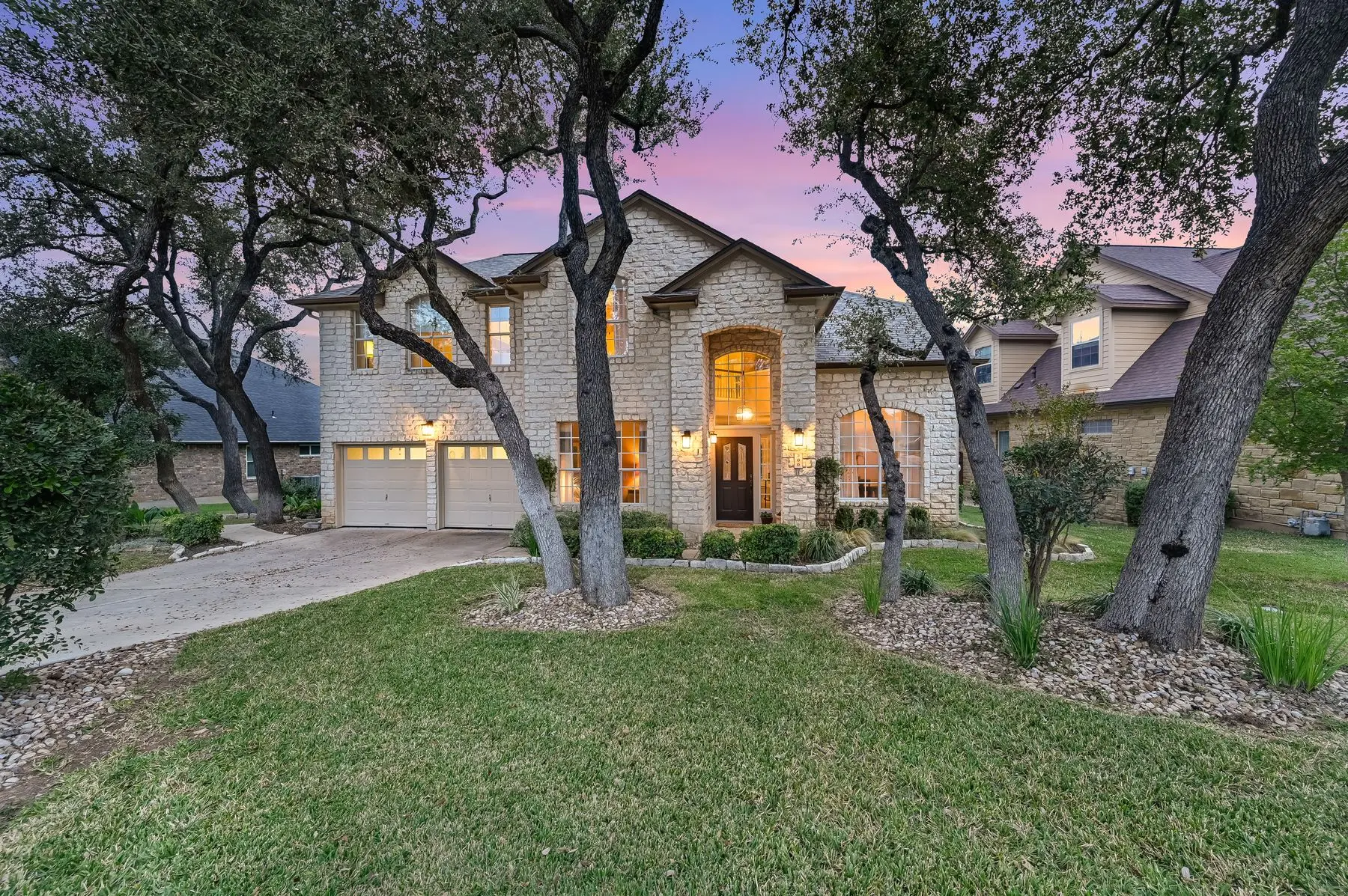 Photo of Listing #9322649