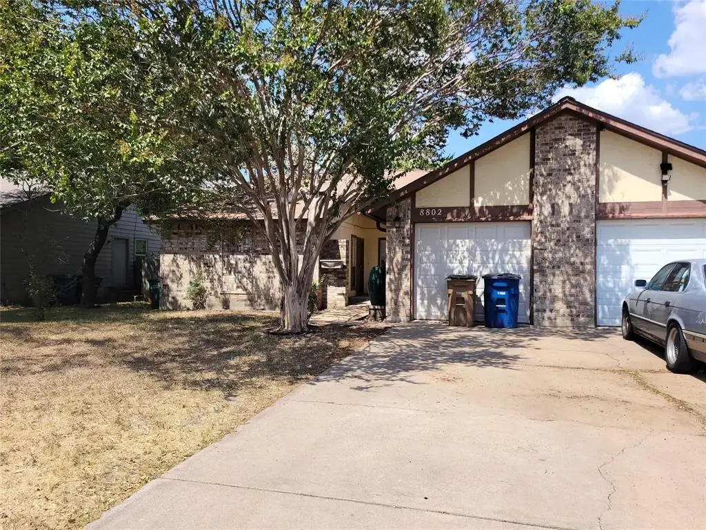 8802 Piney Point Drive B, Austin