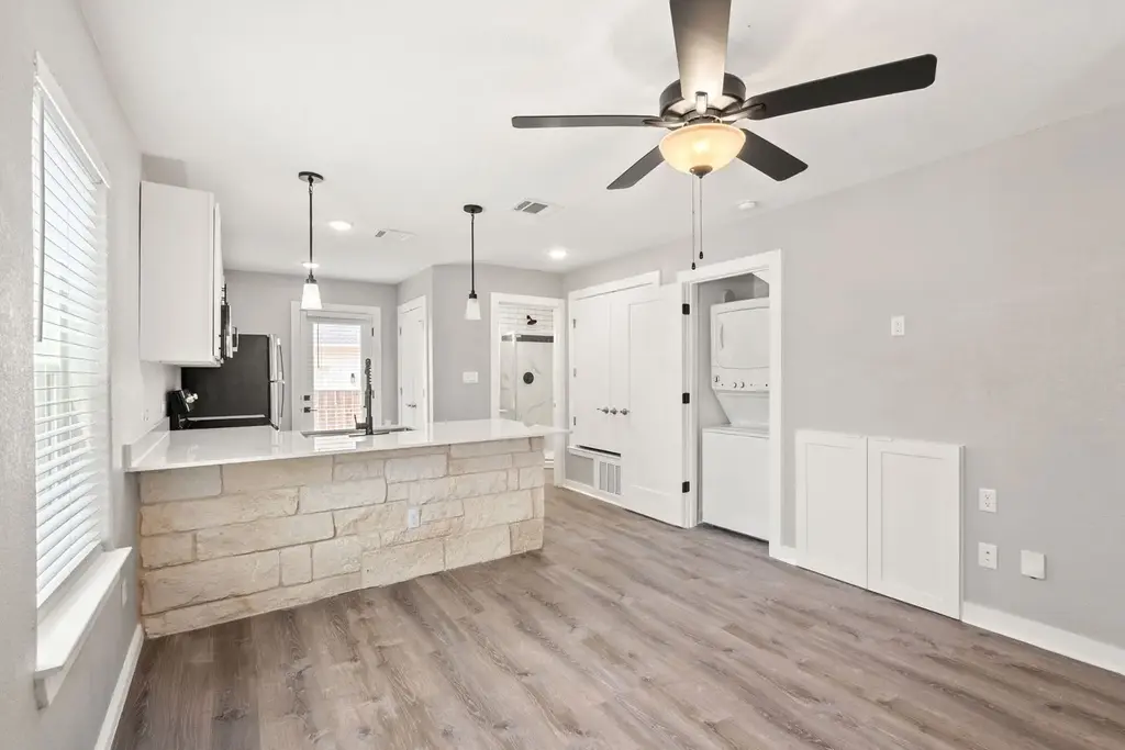 20 Tate Lane 118, Round Rock