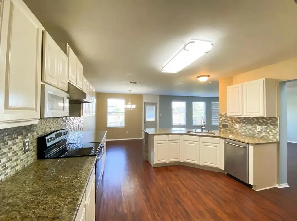 402 Blackman Trail, Hutto