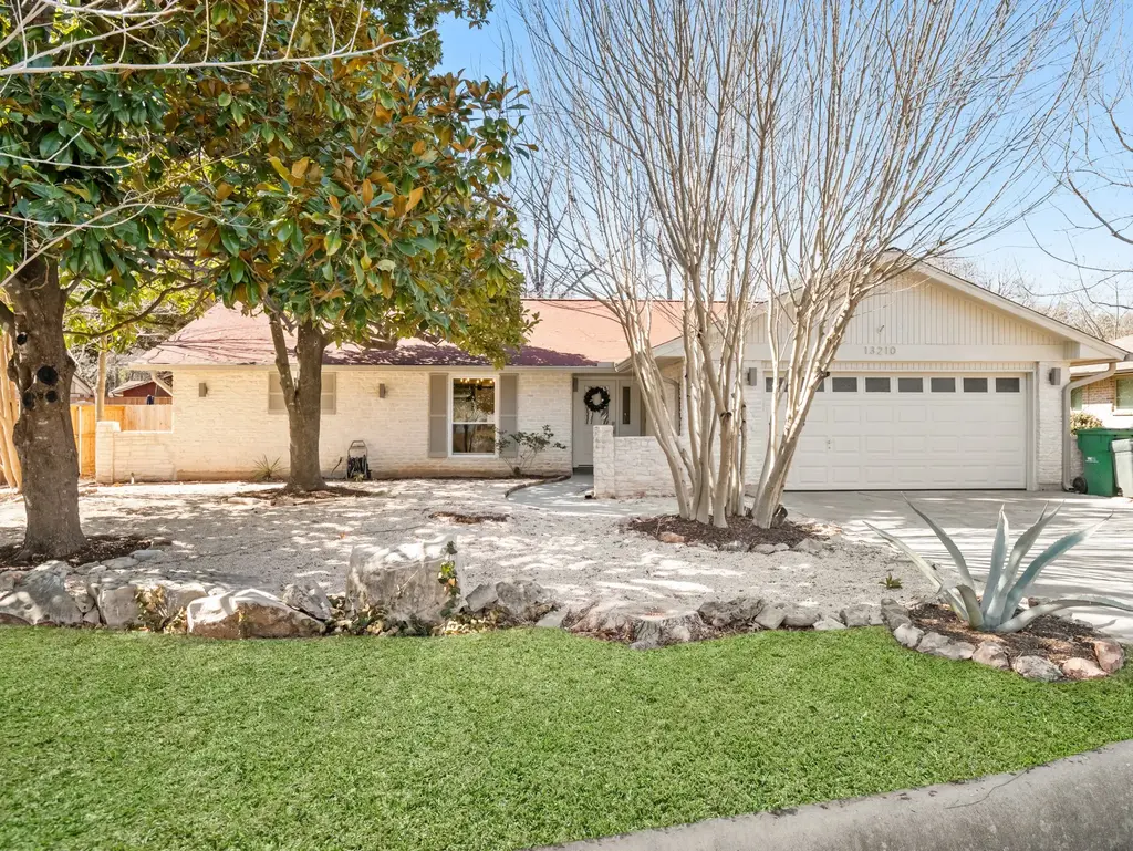 13210 Woodthorpe Street, Austin