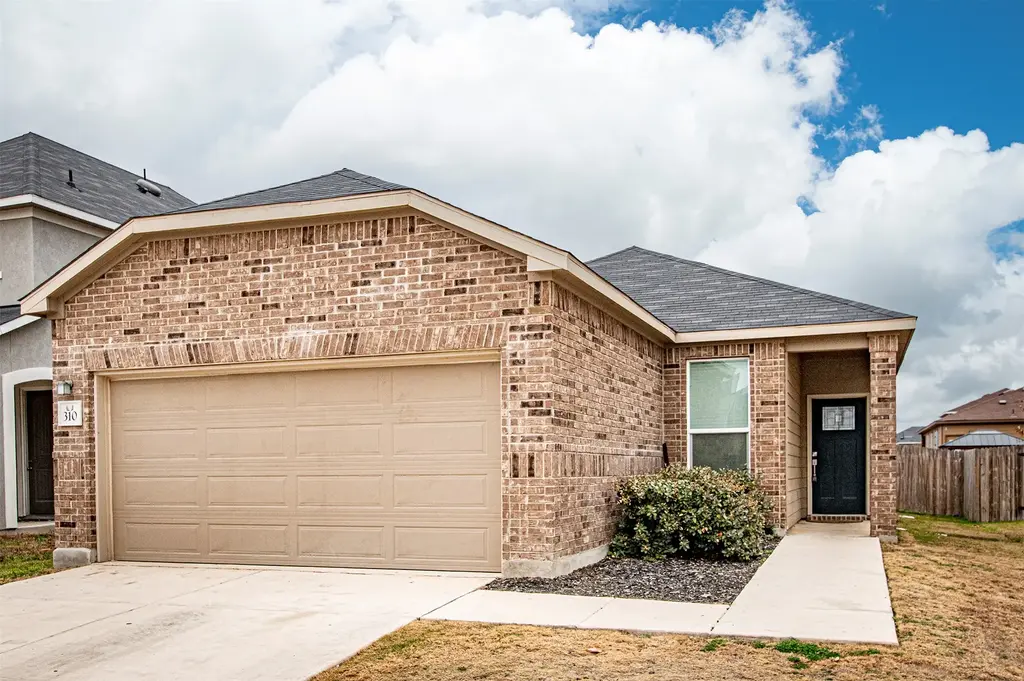 310 Indian Wheat, New Braunfels