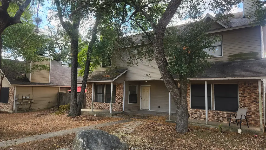2807 W Slaughter Lane B, Austin