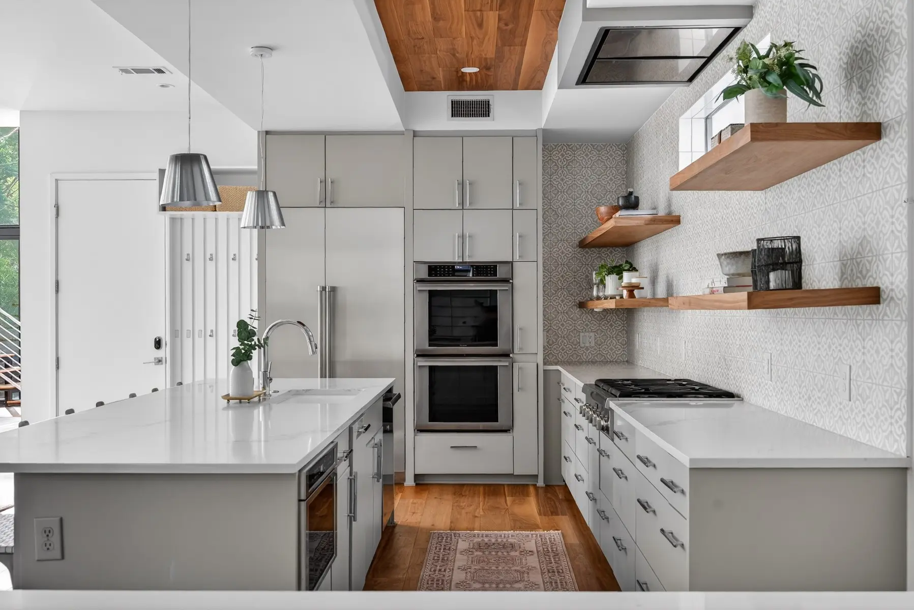 Photo of Listing #7108402