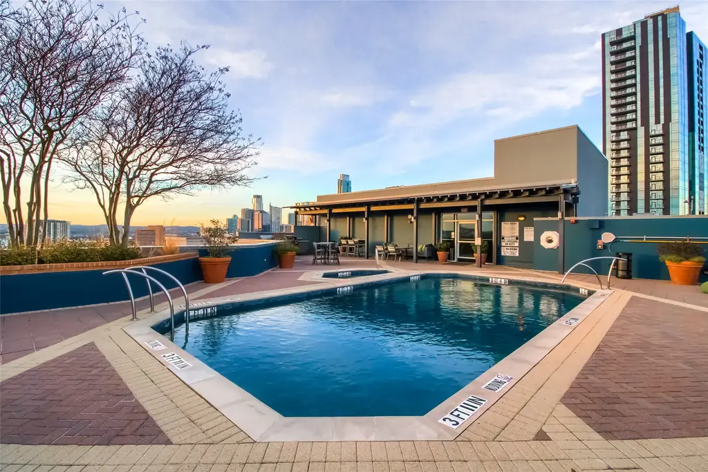 54 Rainey Street 1109, Austin