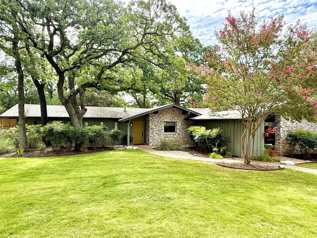 202 Tanglewood Drive, Fredericksburg