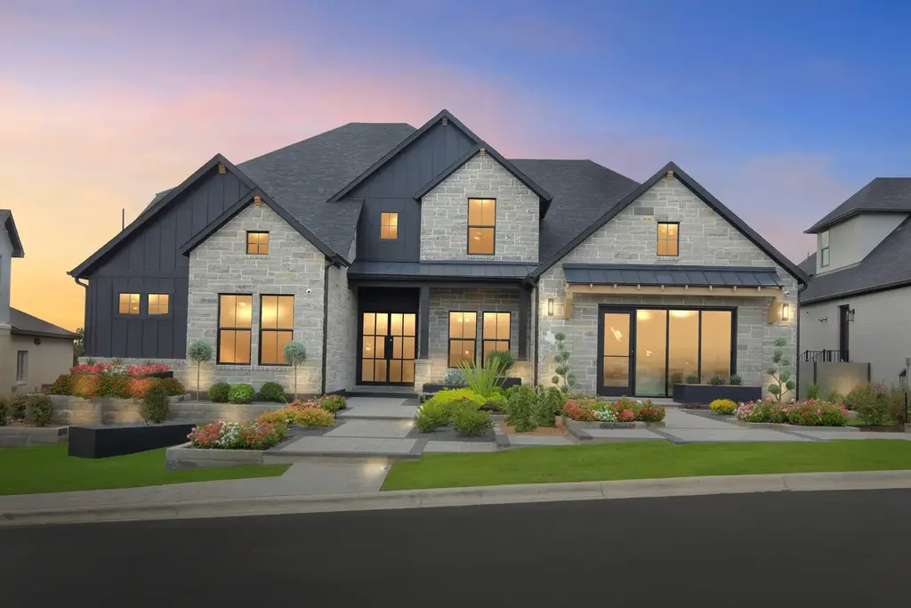 1804 Morning Mist Drive, Georgetown