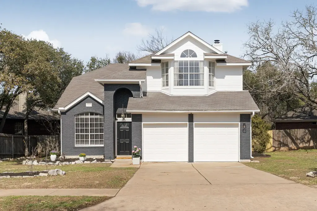 8200 Nairn Drive, Austin