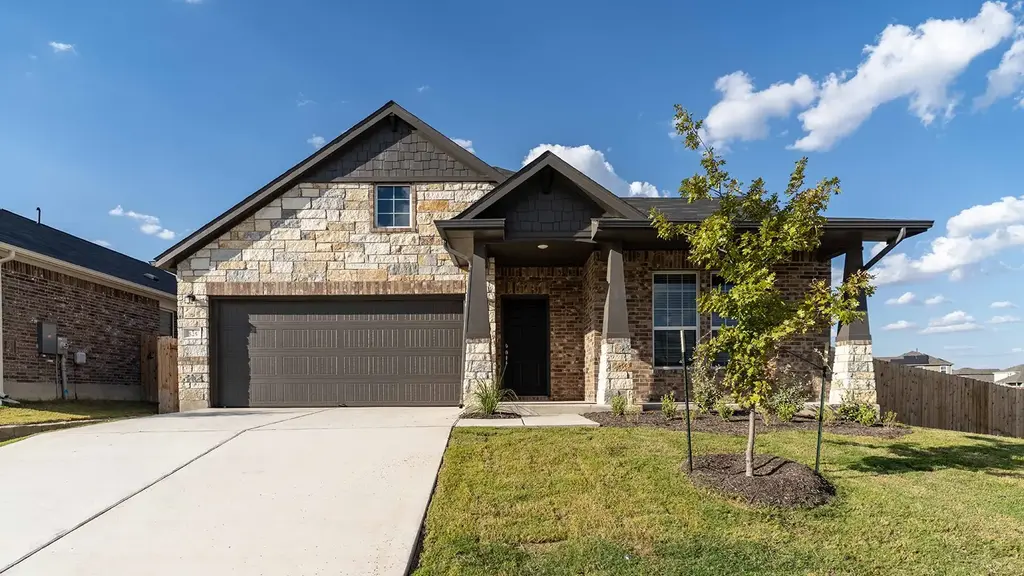 525 Lost Tree Drive, Buda