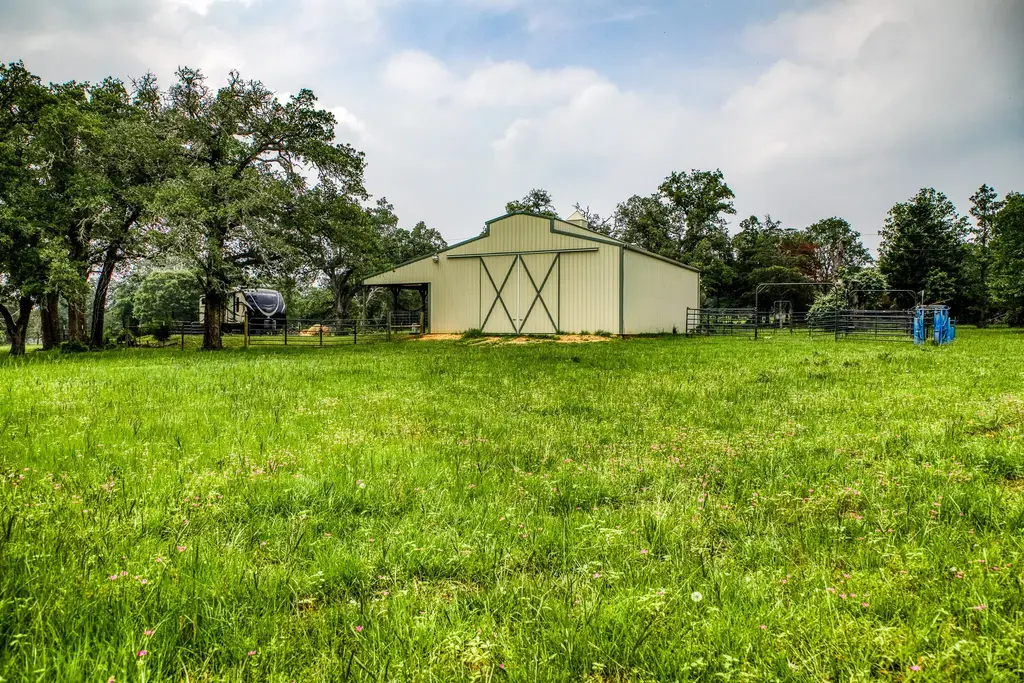 10610 Cr 322, Caldwell