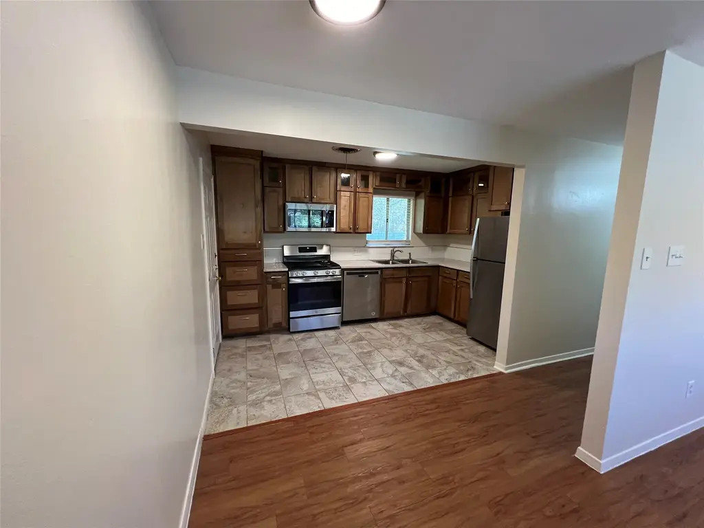 907 Possum Trot Street A, Austin