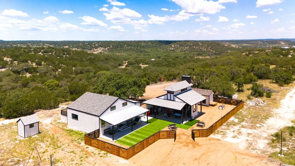 1534 Pasture Springs Road, Harper