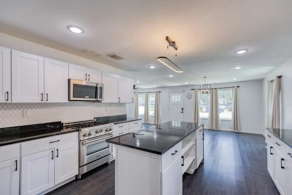 6202 Carnation Terrace, Austin