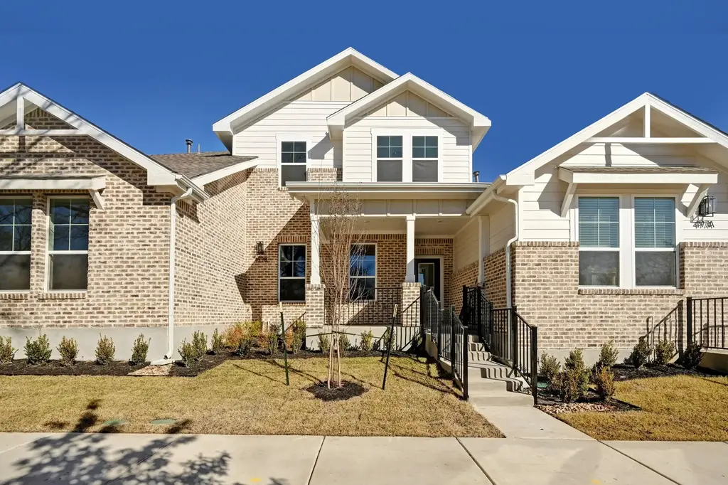 497 Orleanian Drive B, Buda