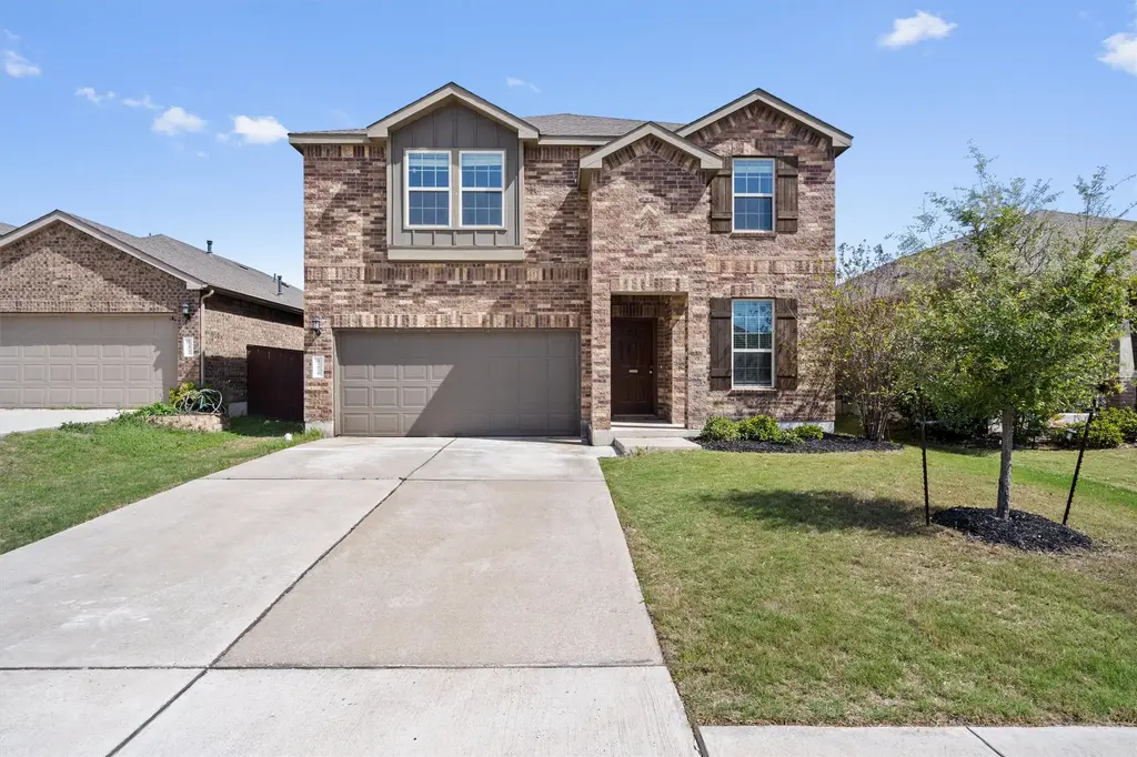 11816 Jackson Falls Way, Manor