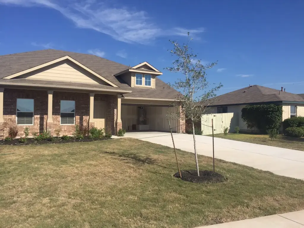 384 Discovery, Kyle