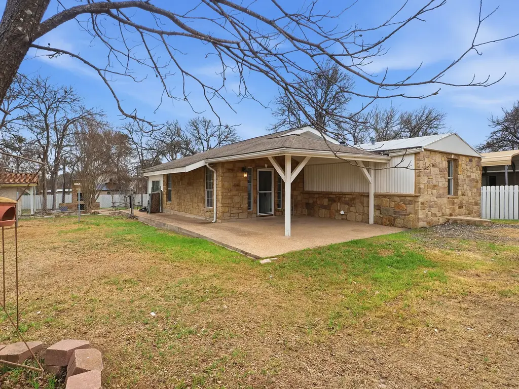 139 Stony Mont Drive, Del Valle