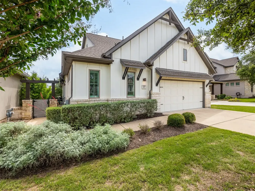 225 Diamondback Drive, Georgetown
