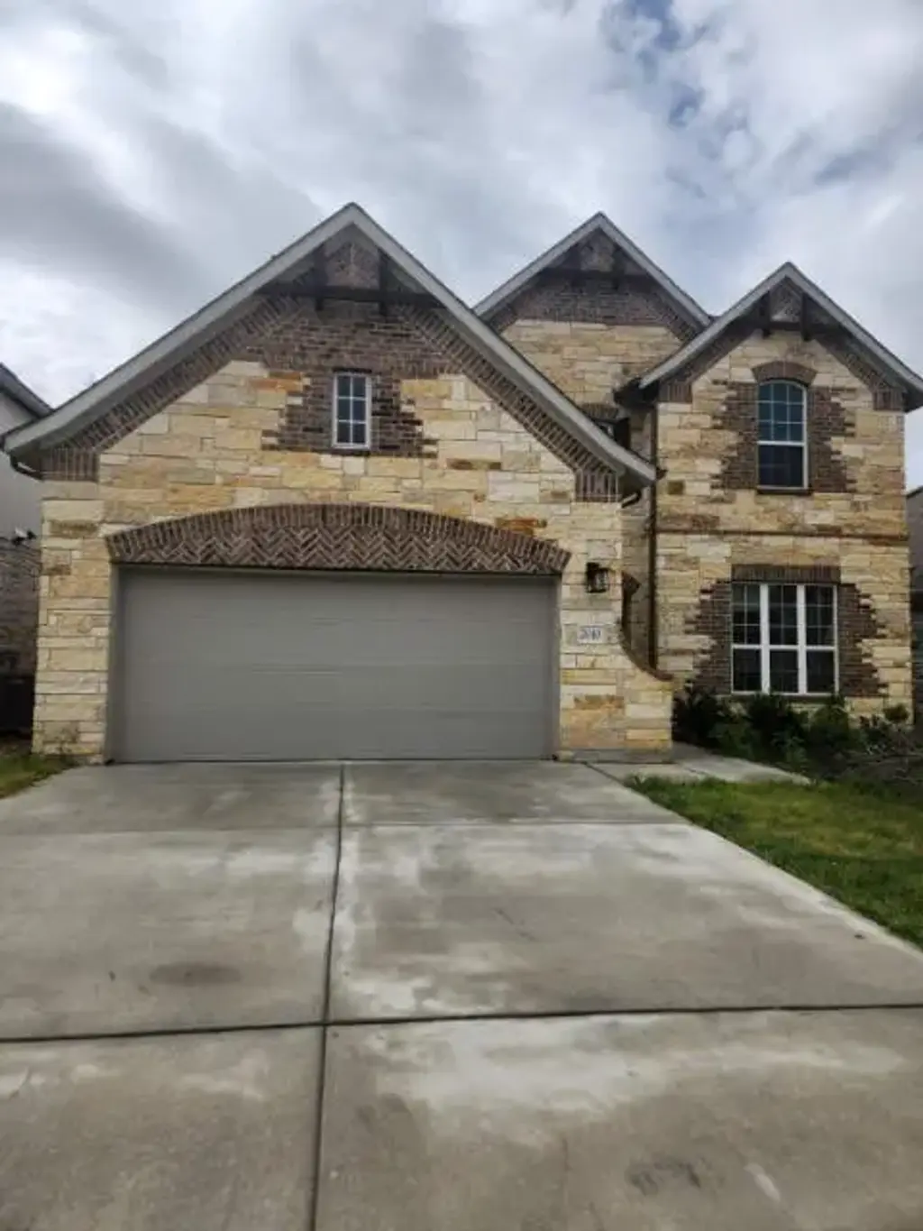 2040 Base Burner Path, Leander