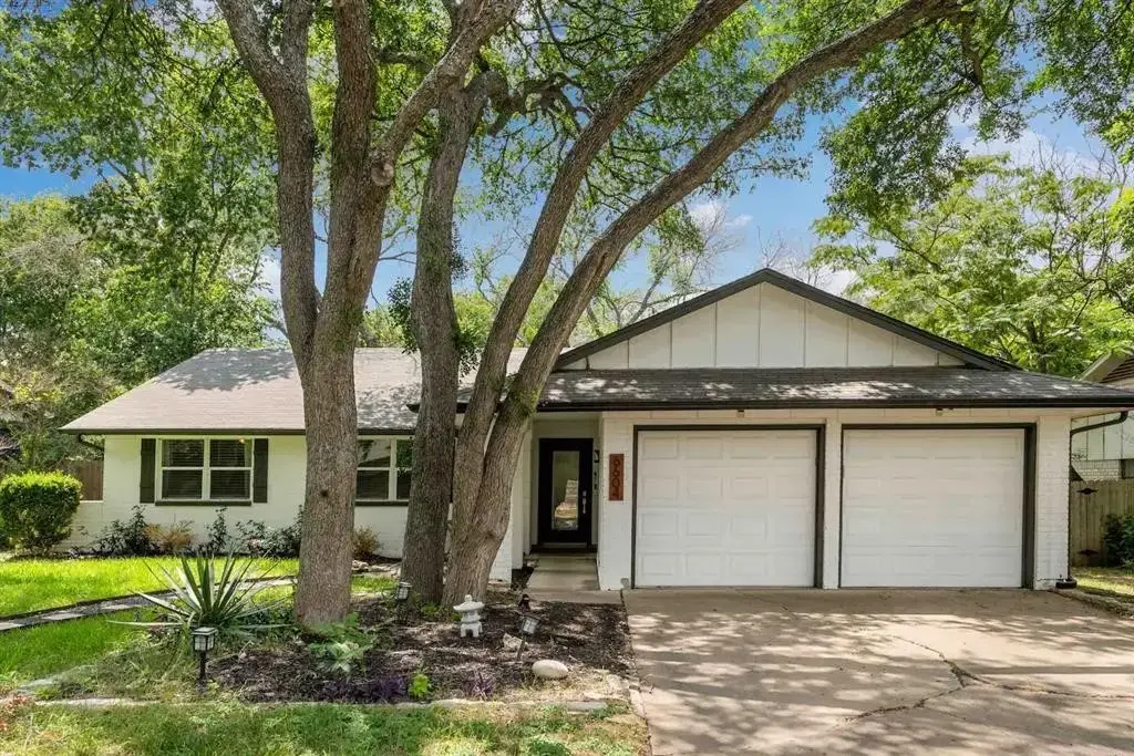 6604 Blarwood Drive, Austin
