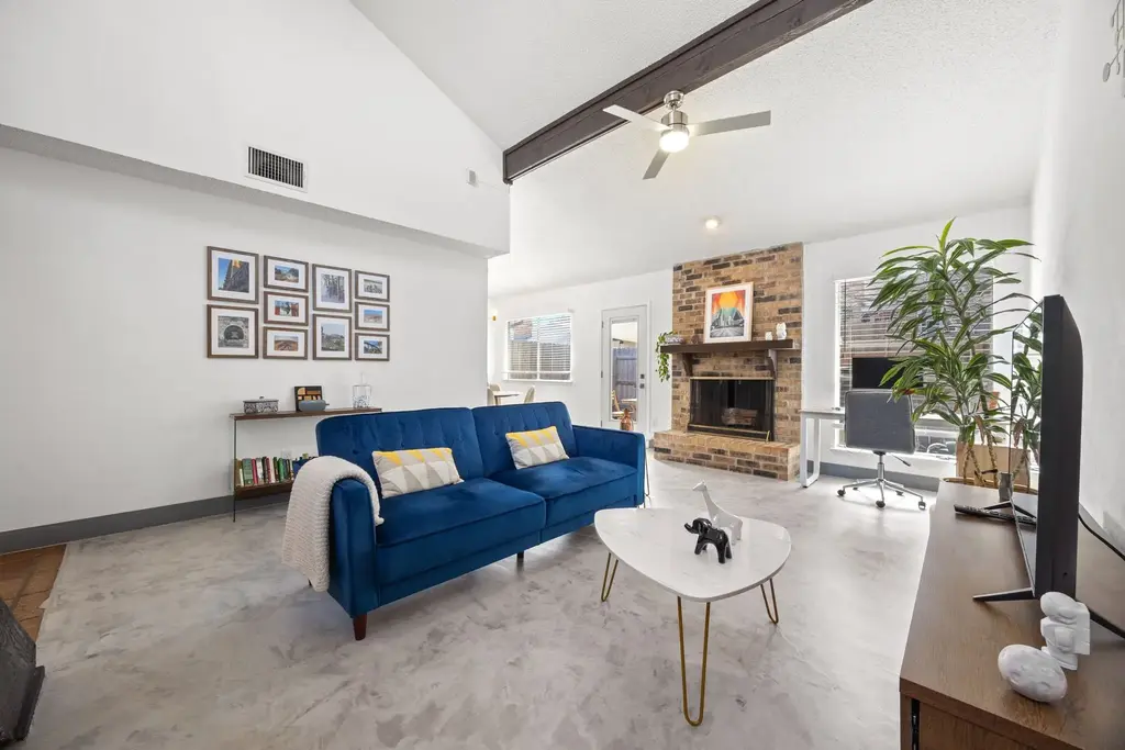 7256 Coronado Circle, Austin
