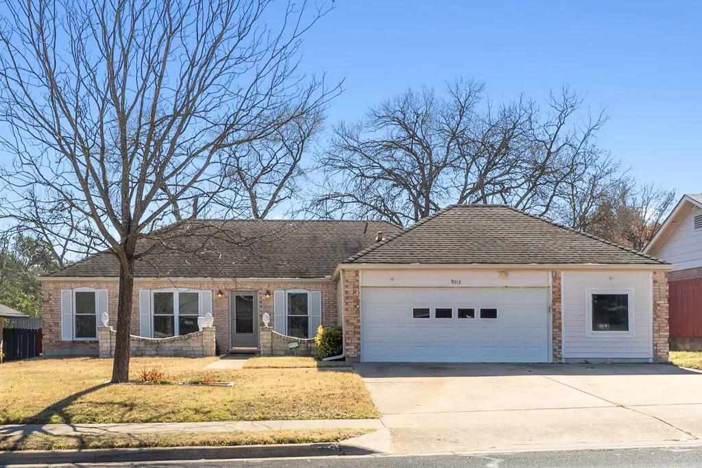 9013 Collinfield Drive, Austin