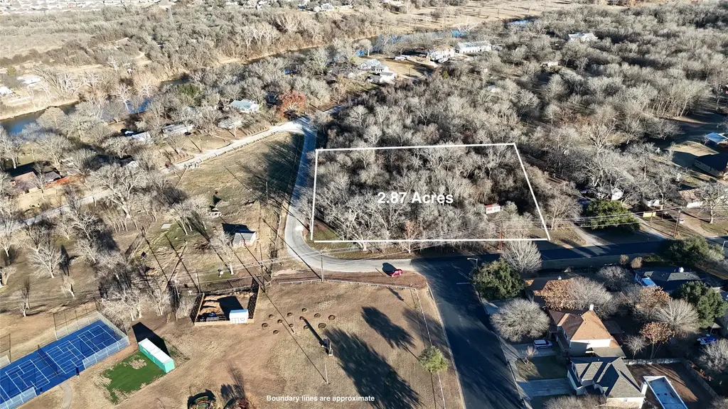 211 Hasler Shores Drive, Bastrop