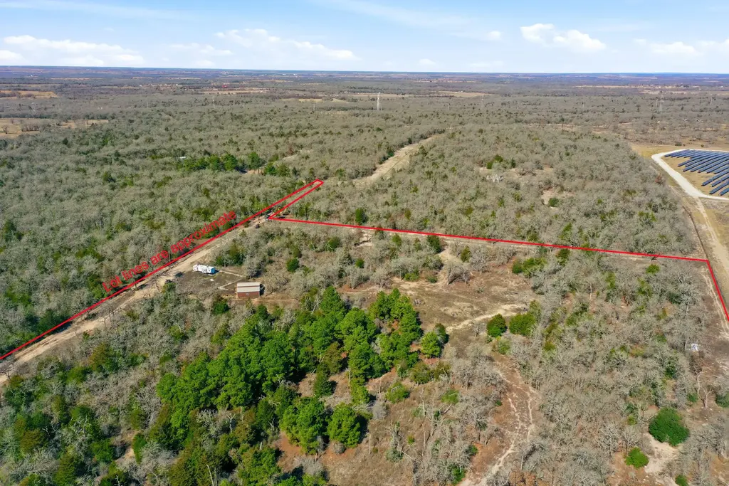 1310 Perry Lane, Thorndale