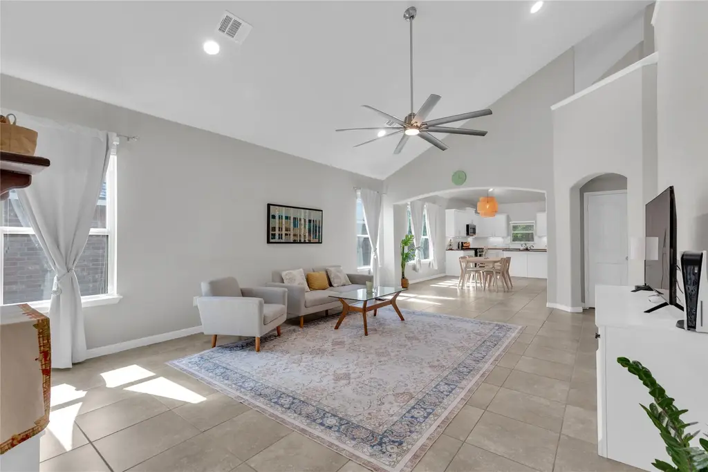 721 Schefer Street, Leander