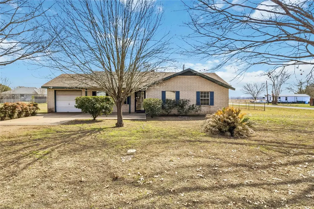 405 Lynch Street, Smithville