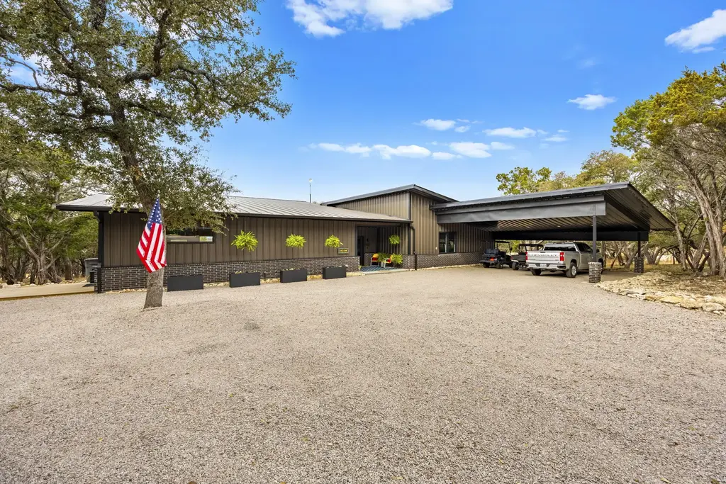 319 Impala Lane, Lampasas